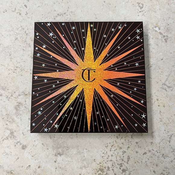 New Charlotte Tilbury Instant Look in a Palette in Gorgeous, Glowing Beauty